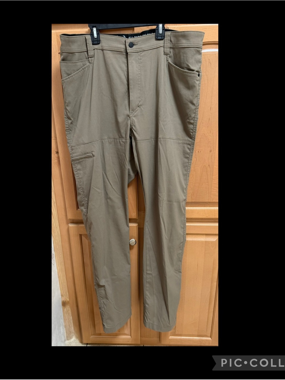 Wrangler Men's Cargo Pants in Taupe Green
